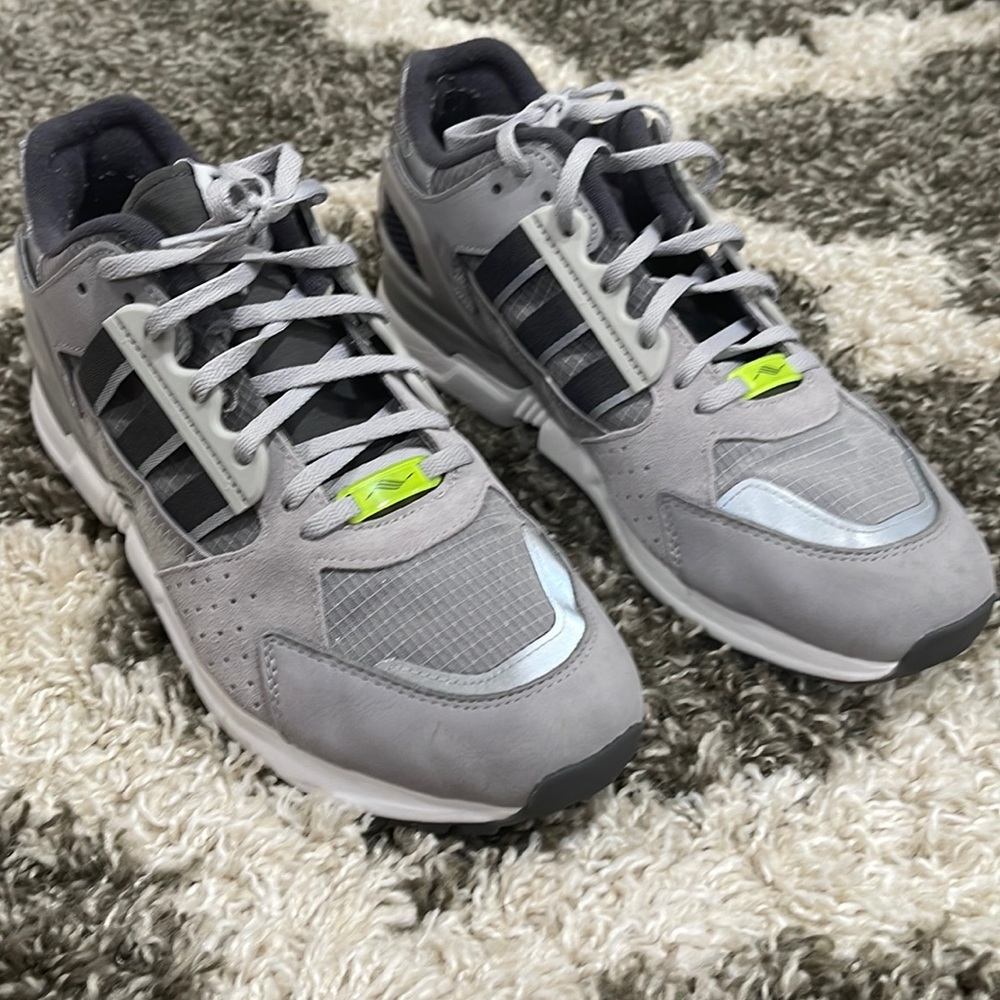 Adidas ZX 10000 C size 10 Clear Grey shoes